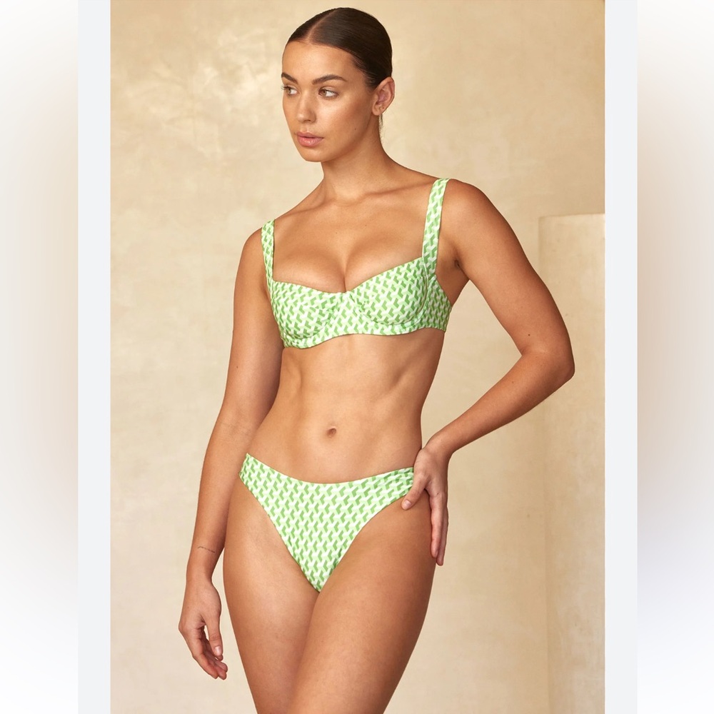 Monday Swimwear Bikini like new!